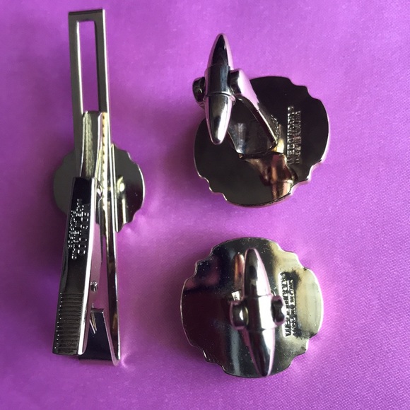 Vintage Rare Wedgewood gold tone 3p/c cuff links and tie clip. Made in England - Picture 7 of 8